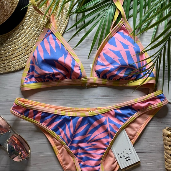 Billabong Tropical Mystic Beach Tri Bikini Top | Hike Bottoms - Picture 3 of 16